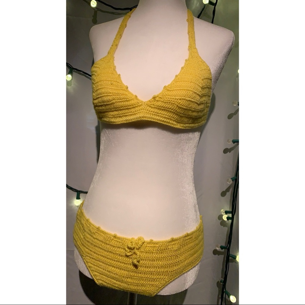 Bathing suit - Picture 4 of 5
